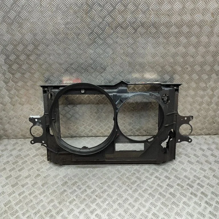 Radiatora ventilatora difuzors 4D0805571M