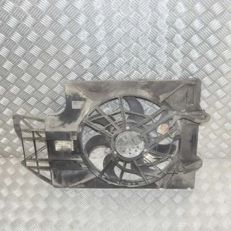 Radiatora ventilatora difuzors