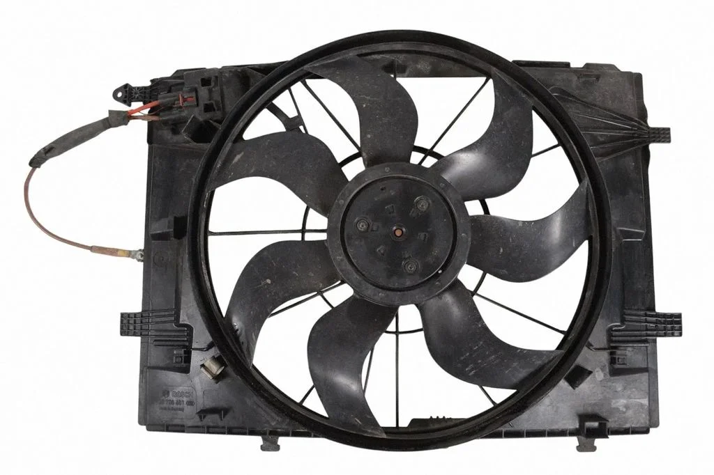 Radiaatori ventilaatori difuusor 0130708401