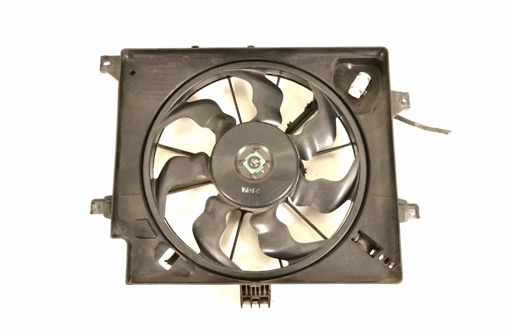 Radiator cooling fan shroud – Hyundai i30 (2013-2016)