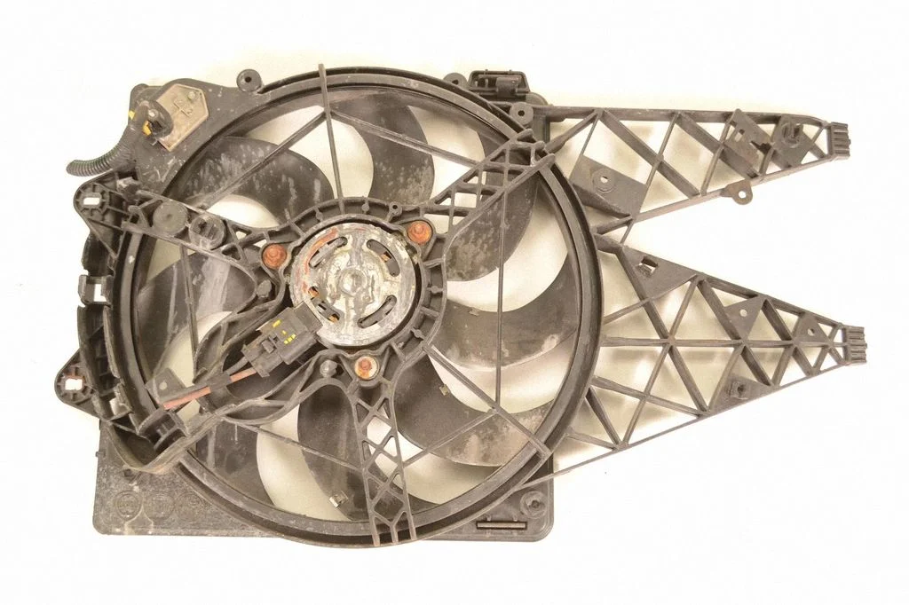 Radiatora ventilatora difuzors