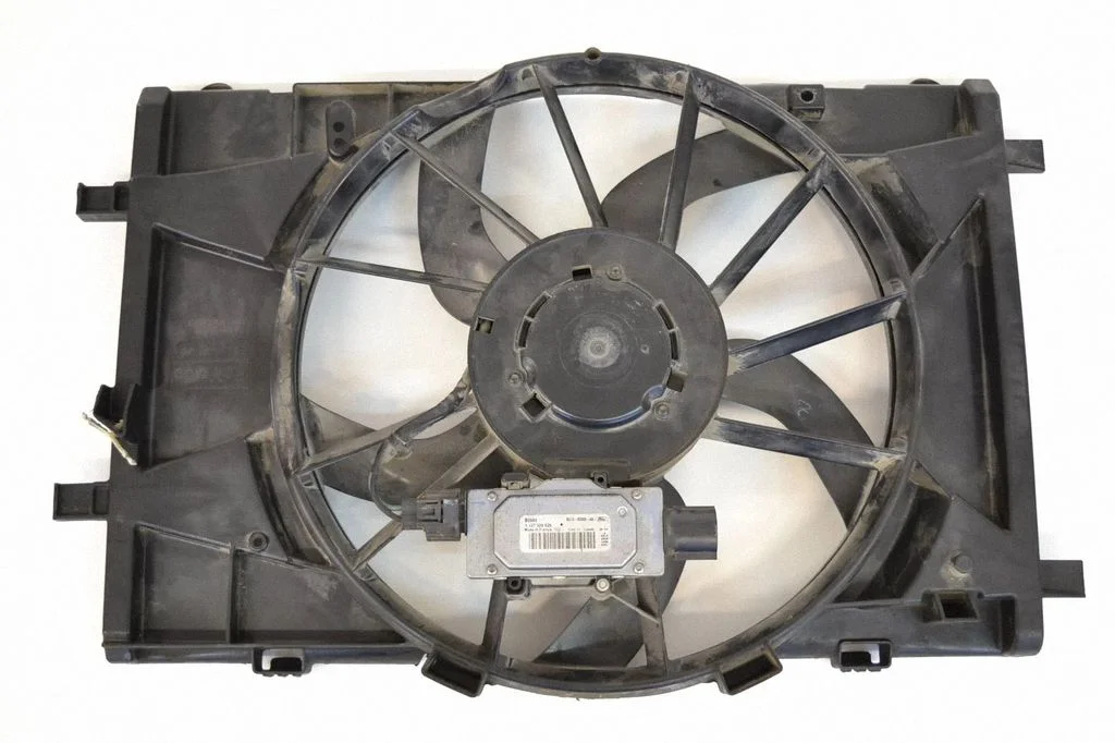Radiator cooling fan shroud BE538C607AA – Ford Fusion (2006-2012)