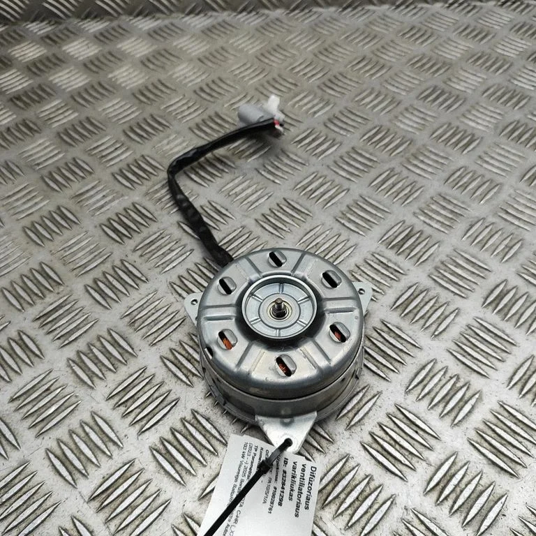 Elektriskais radiatora ventilators 1636324170