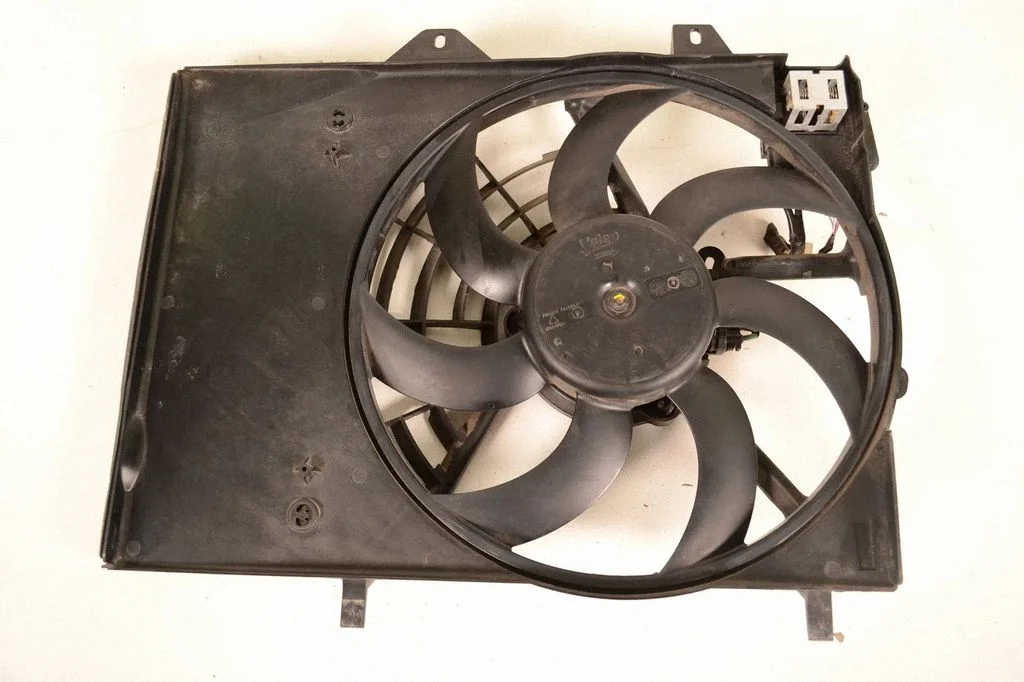 Radiatora ventilatora difuzors – Peugeot 2008 I (2013-2019)