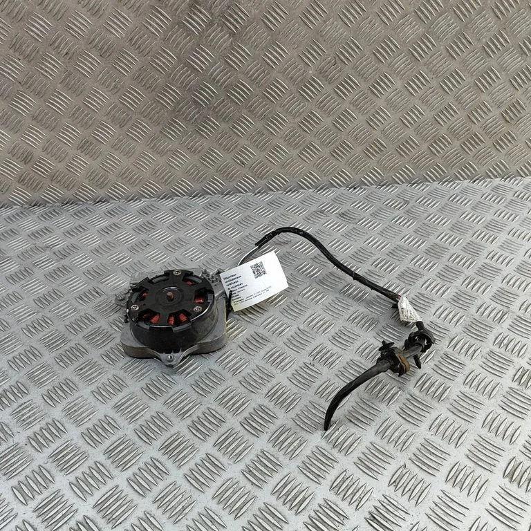 Electric radiator cooling fan 8W838C607AK