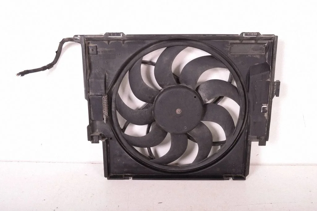 Radiator cooling fan shroud 17427640508