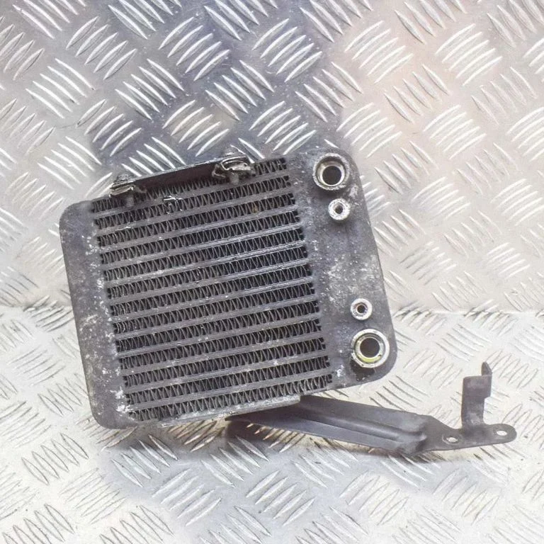Ātrumkārbas eļļas radiators 4B0317021C