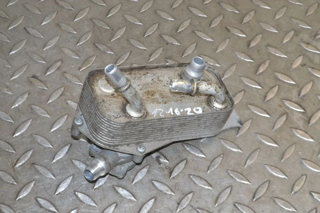 Ātrumkārbas eļļas radiators 61519739