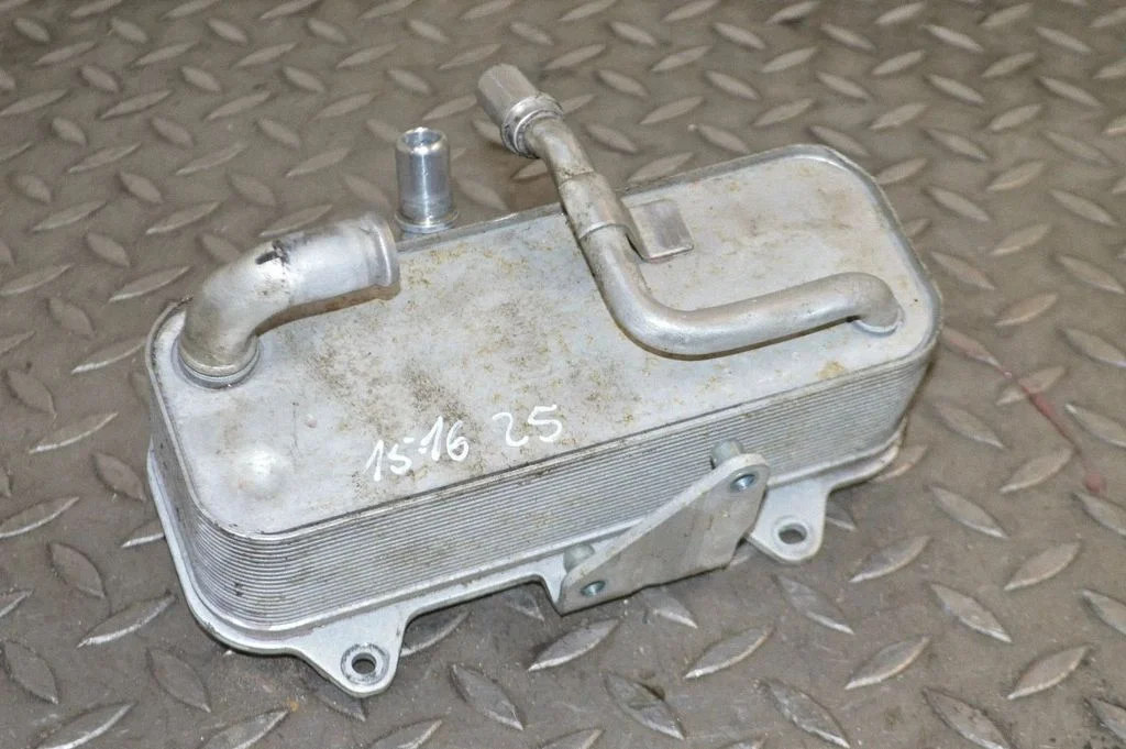 Ātrumkārbas eļļas radiators HY538C654AB