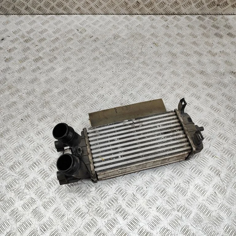 Vahejahuti radiaator JT766K775DA