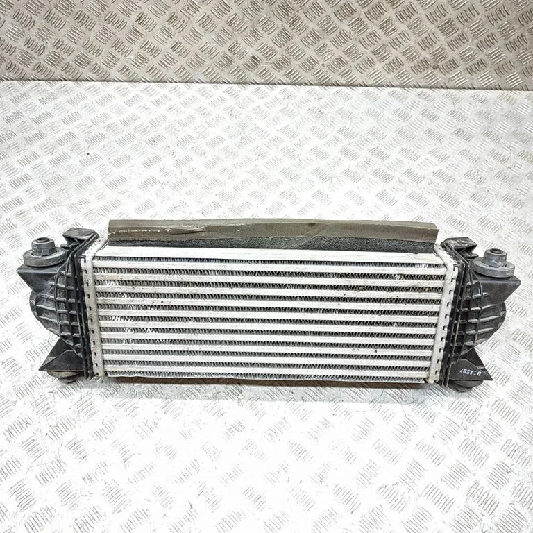 Starpdzesētāja (interkūlera) radiators HA730G5CPC