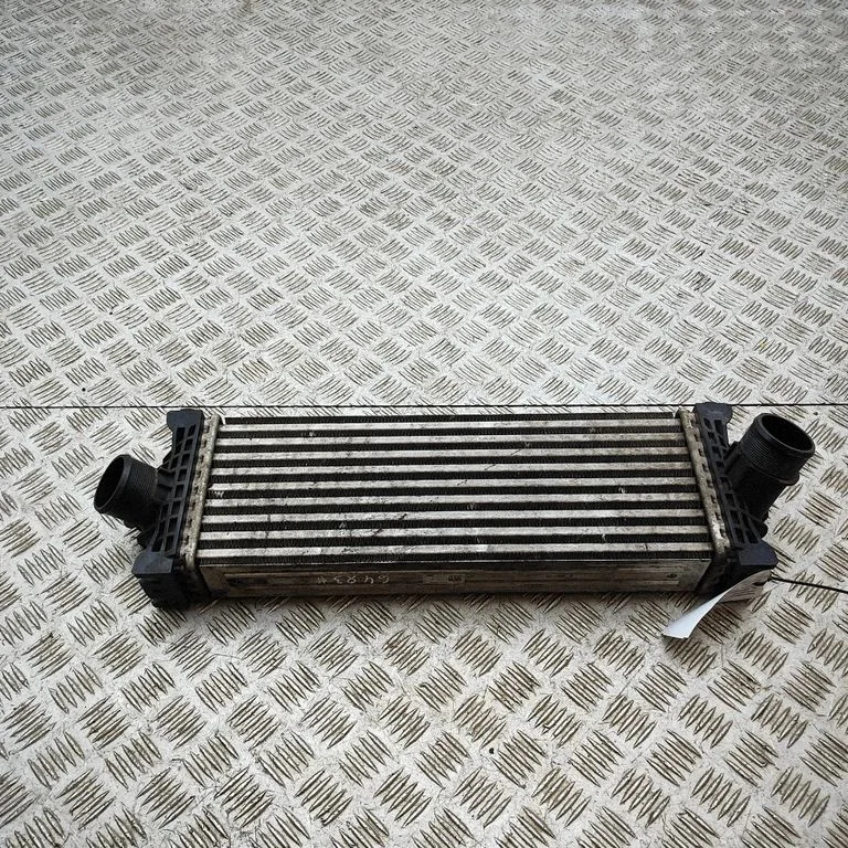 Starpdzesētāja (interkūlera) radiators GK216K775AE