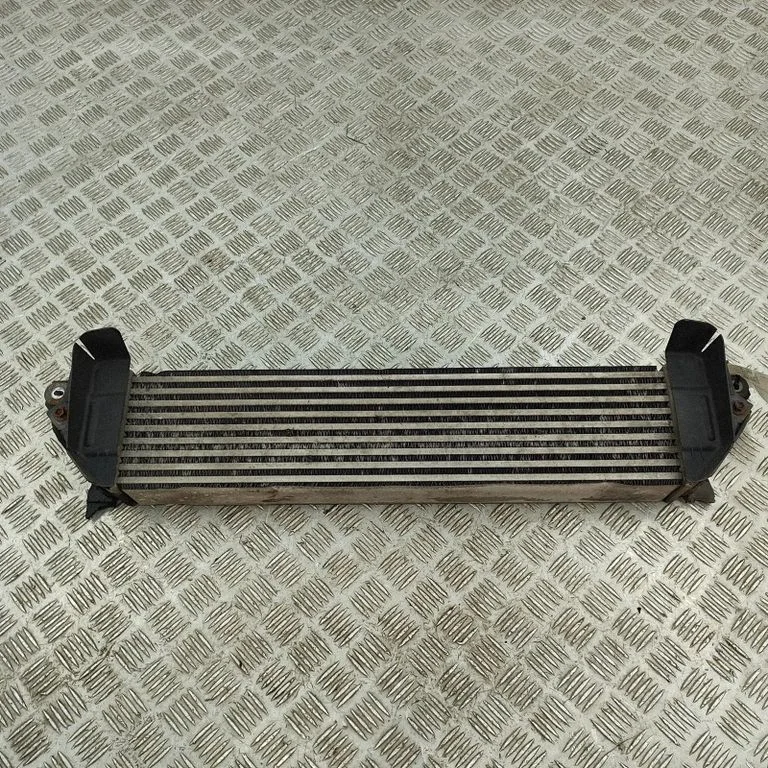Vahejahuti radiaator SHBH13565