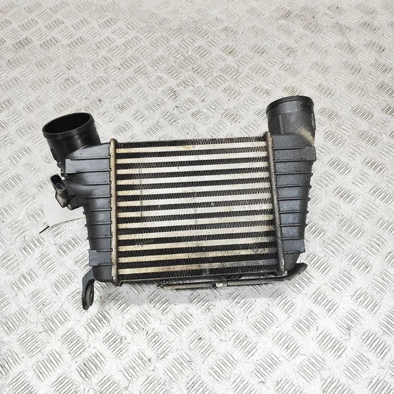 Intercooler 3W0145803E