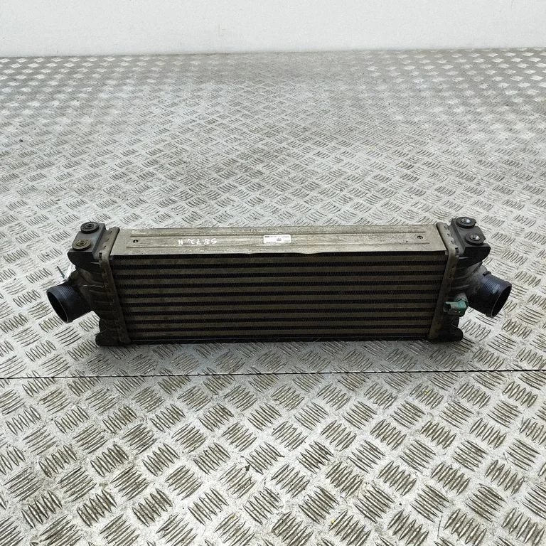 Intercooler radiator CC119L440AF