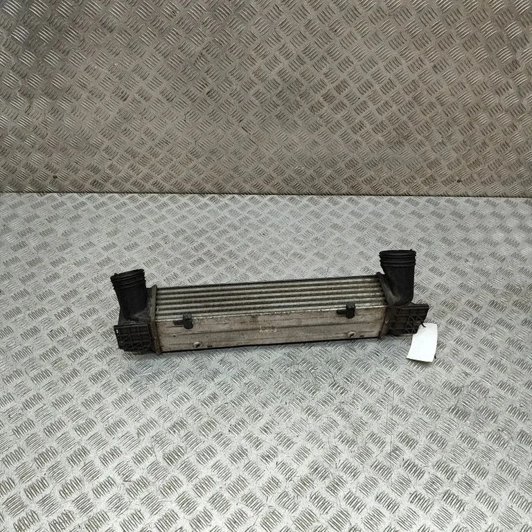 Starpdzesētāja (interkūlera) radiators – BMW 3. sērija E90 E91 (2005-2012)