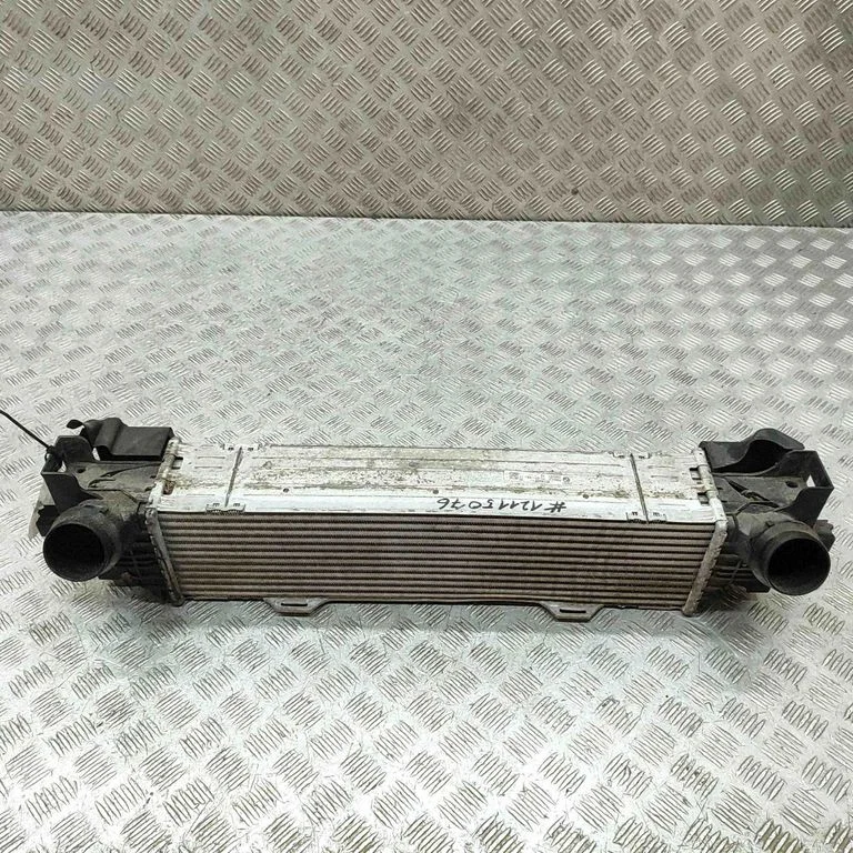Starpdzesētāja (interkūlera) radiators 8576509