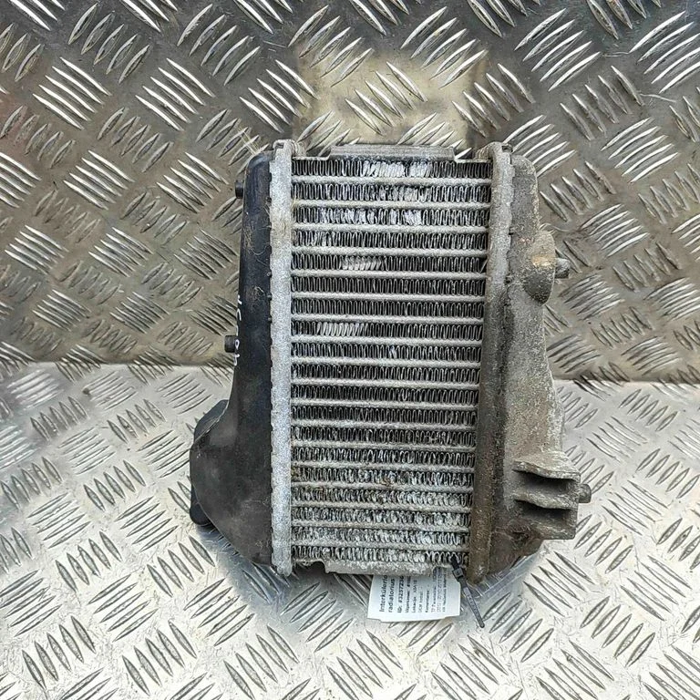 Starpdzesētāja (interkūlera) radiators JD1271004410