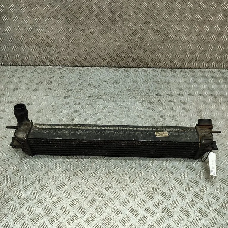 Vahejahuti radiaator H9467002