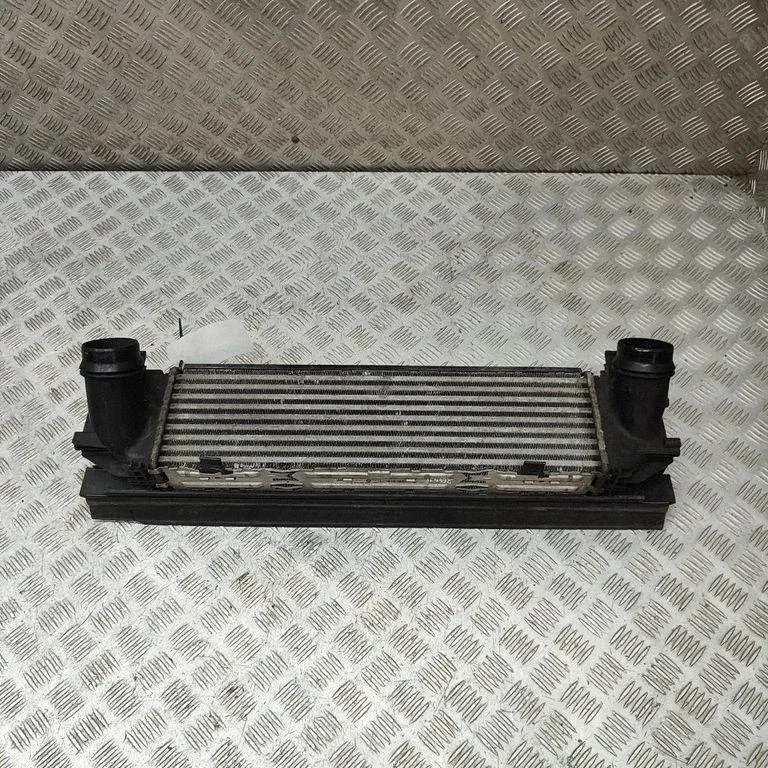 Starpdzesētāja (interkūlera) radiators – BMW 3. sērija F30 F35 F31 (2012-2018)