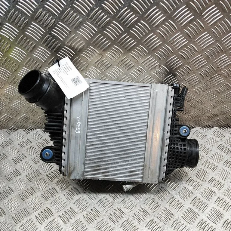 Starpdzesētāja (interkūlera) radiators 982145621B – Porsche Cayman 981 (2012-2016)