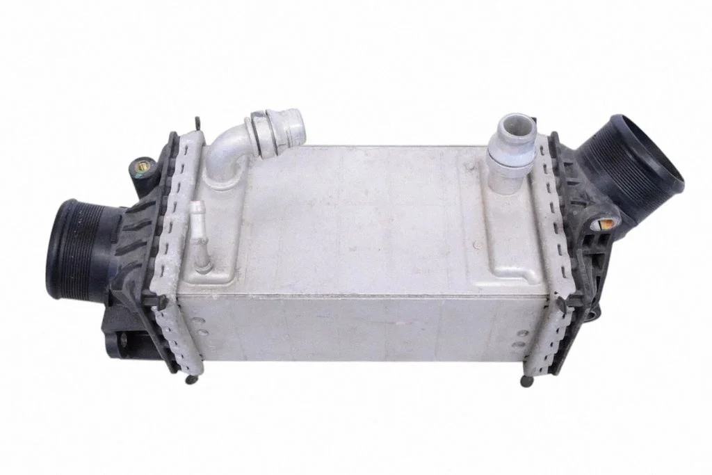 Starpdzesētāja (interkūlera) radiators 50557597