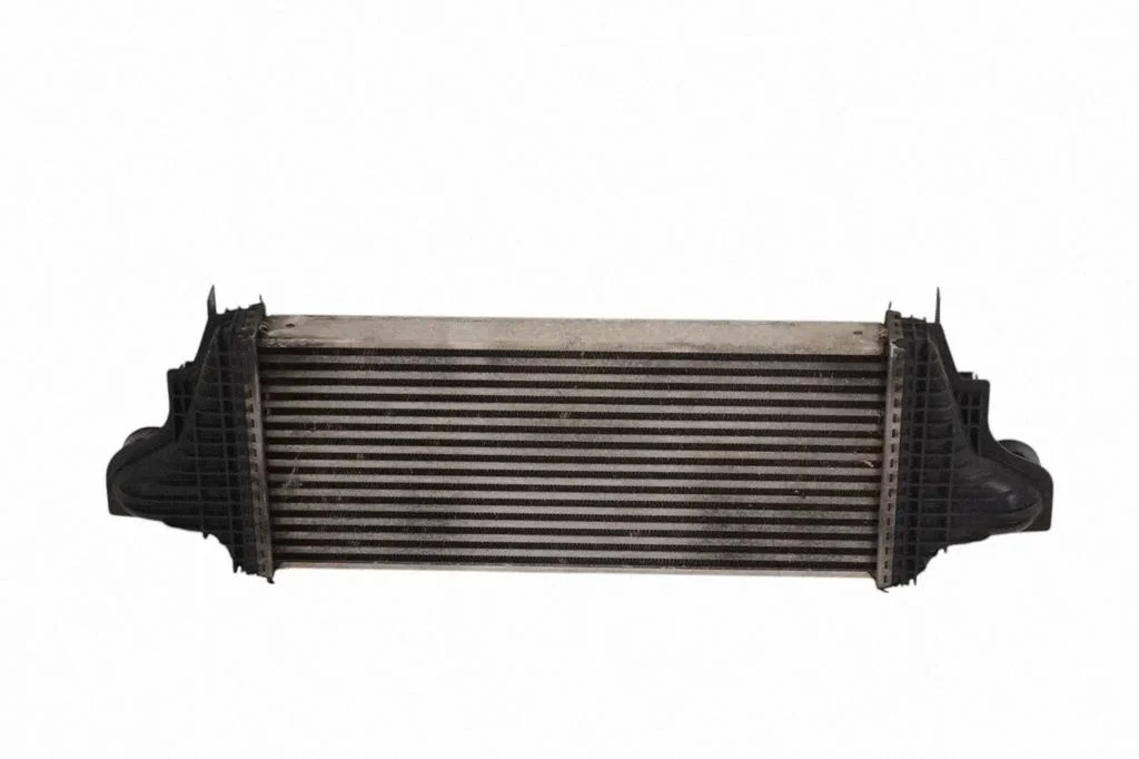 Starpdzesētāja (interkūlera) radiators