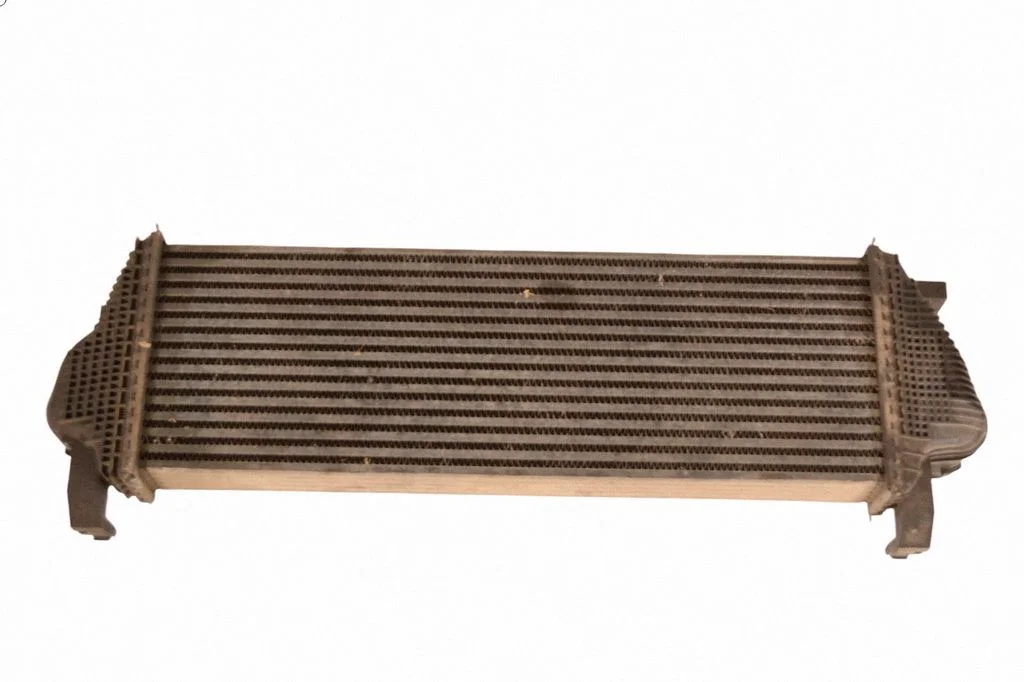 Starpdzesētāja (interkūlera) radiators