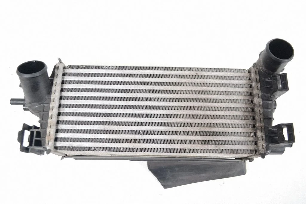 Starpdzesētāja (interkūlera) radiators CV619L440VC