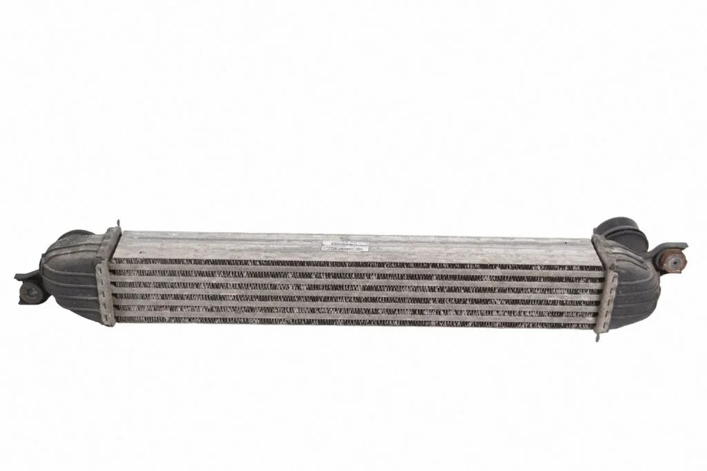Starpdzesētāja (interkūlera) radiators 8506904