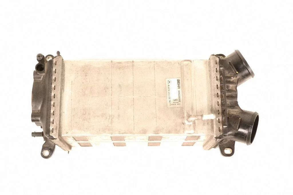 Vahejahuti radiaator – Mercedes-Benz GLS-klass X166 (2015-2019)