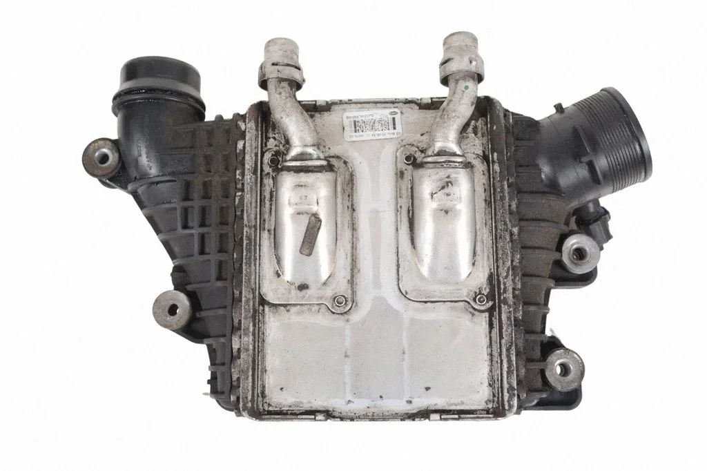 Vahejahuti radiaator GJ329L440AB