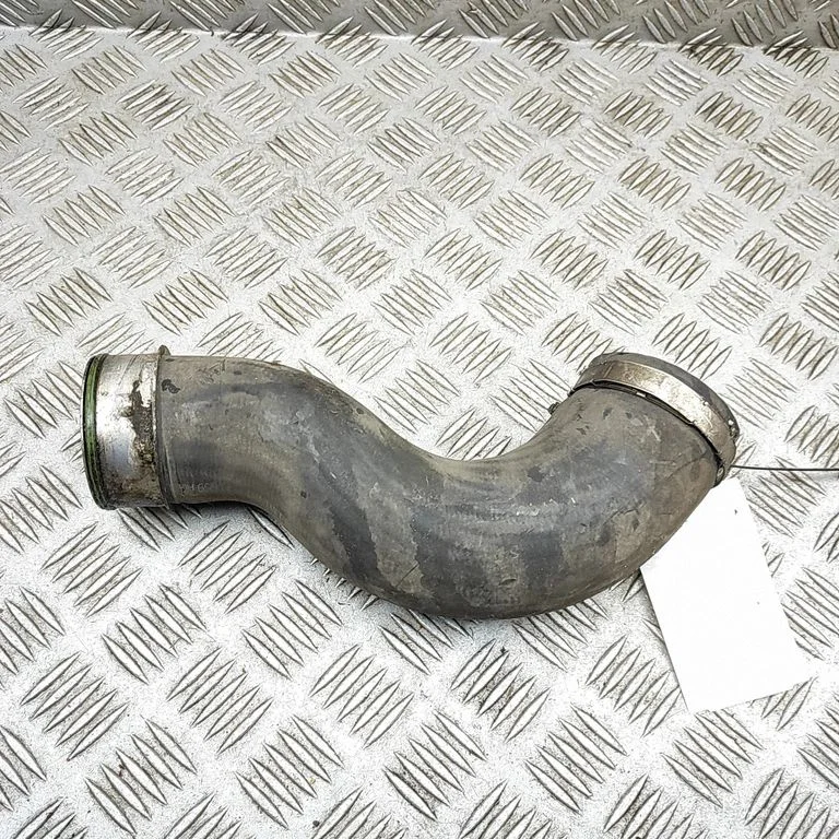 Intercooler hose/pipe 7E0145709C