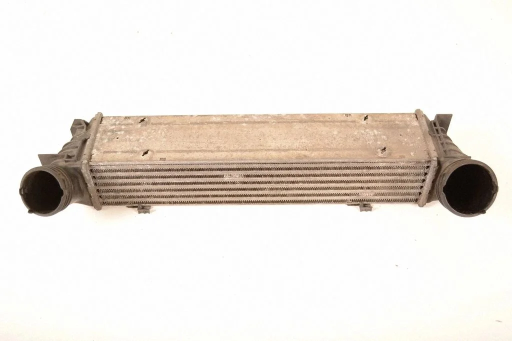 Starpdzesētāja (interkūlera) radiators – BMW 3. sērija E90 E91 (2005-2012)