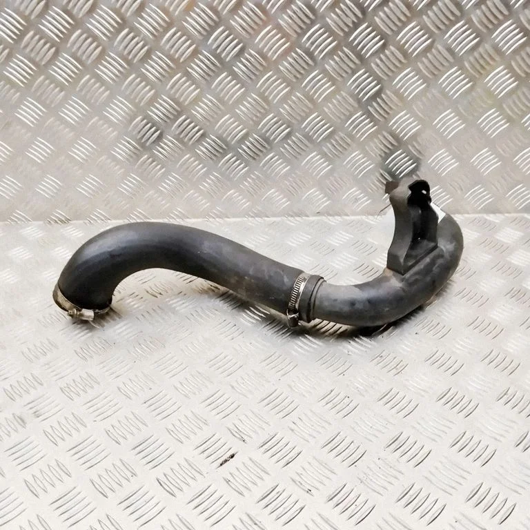 Wąż / rura intercoolera KK216F073BC