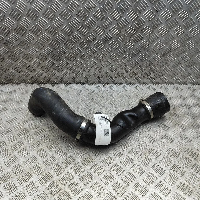 Intercooler hose/pipe 8S0145681A – Audi RS Q8 (2019-)