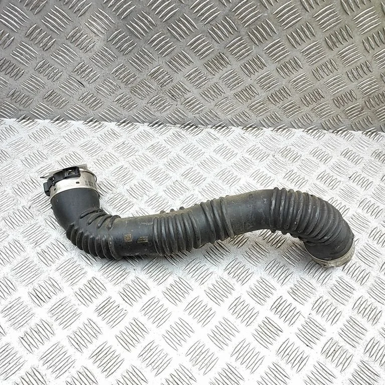 Intercooler hose/pipe – Mercedes-Benz CLA-Class C117 X117 W117 (2013-2019)