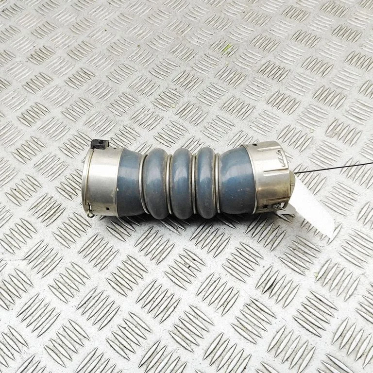 Intercooler hose/pipe 8599391