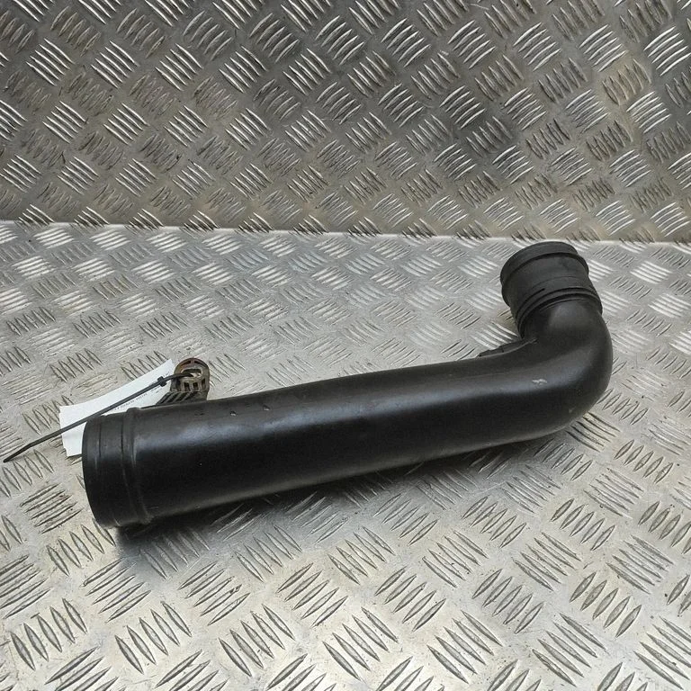 Intercooler hose/pipe – Skoda Superb B6 (3T) (2008-2015)