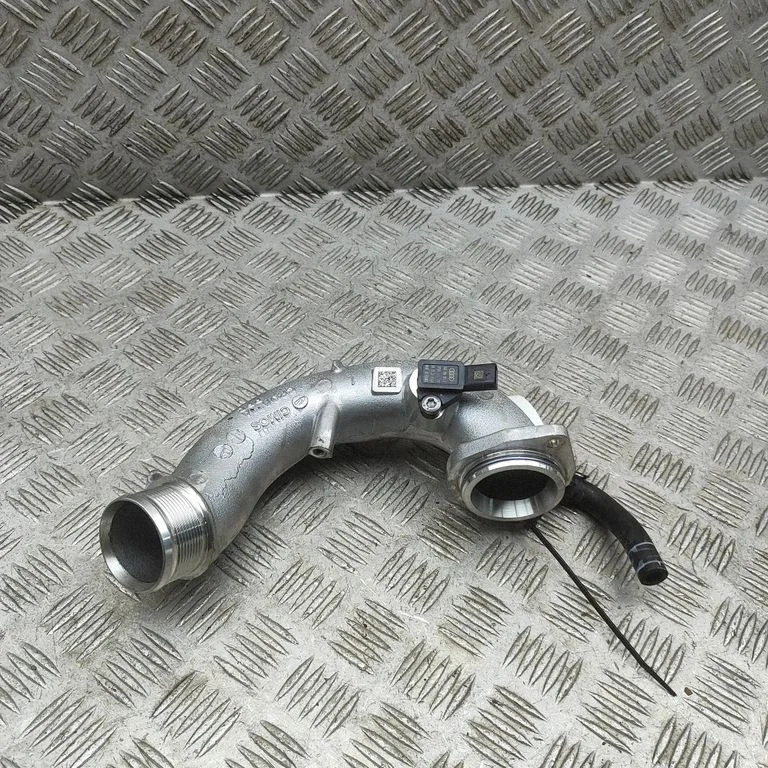 Intercooler hose/pipe 4M0145681A