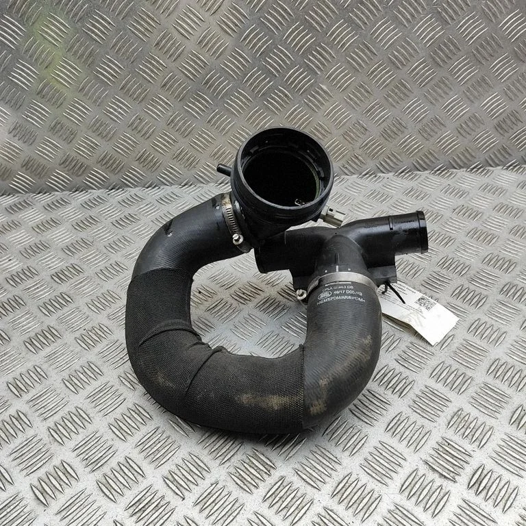 Intercooler hose/pipe CPLA6K683DB