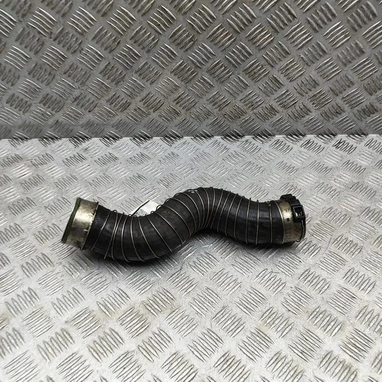 Wąż / rura intercoolera – BMW Seria 3 E92 E93 (2005-2014)