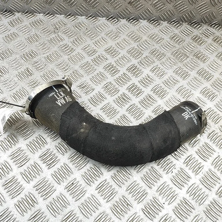 Wąż / rura intercoolera 4M0145737AS
