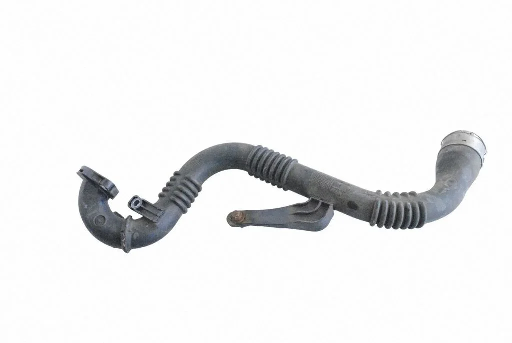 Intercooler hose/pipe 104951A