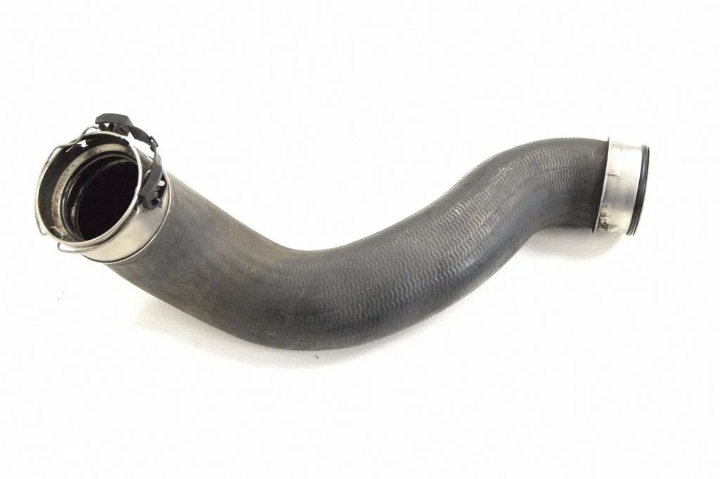 Intercooler hose/pipe – Mercedes-Benz CLS-Class C218 X218 (2011-2017)