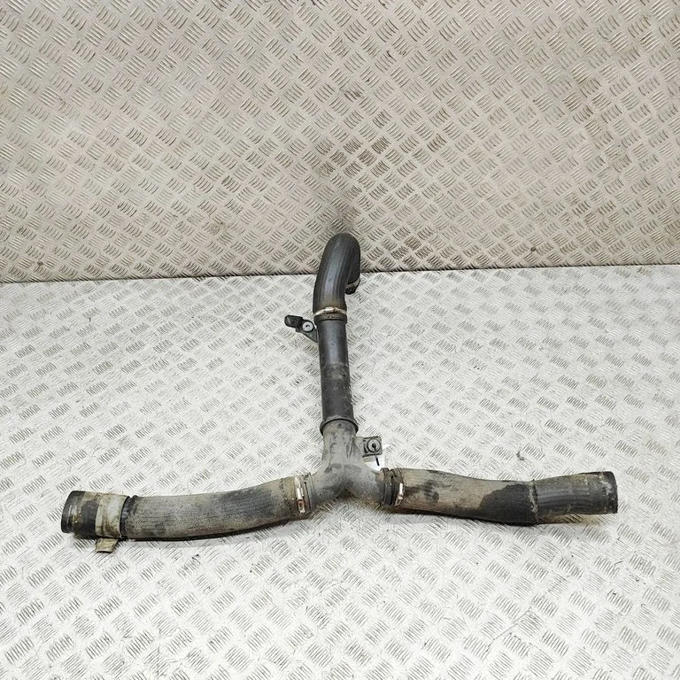 Wąż / rura intercoolera 670004151
