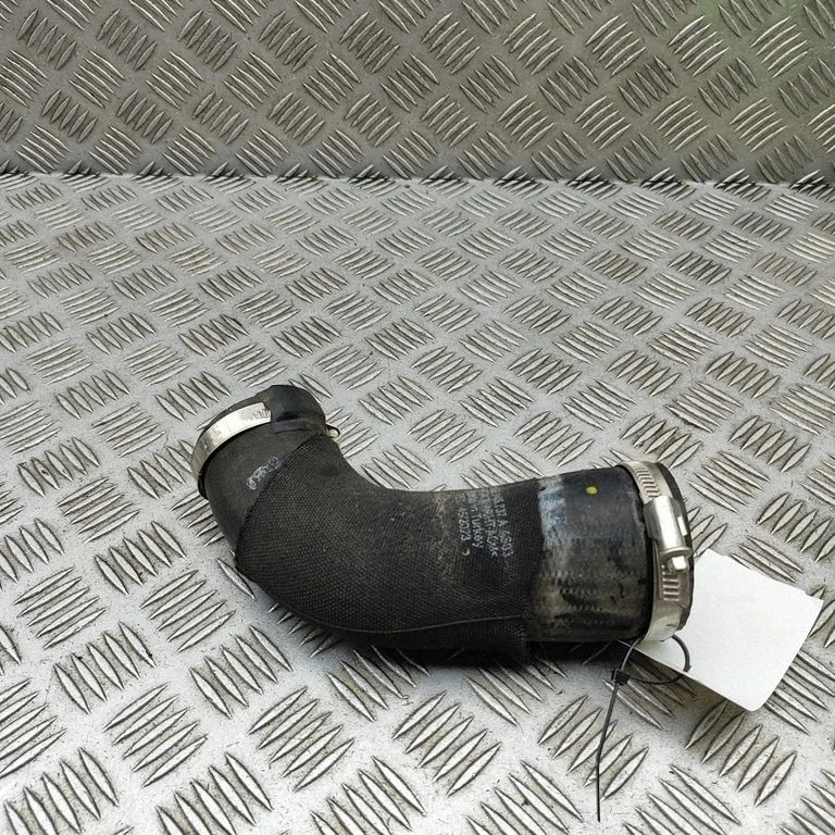 Wąż / rura intercoolera 992145737A