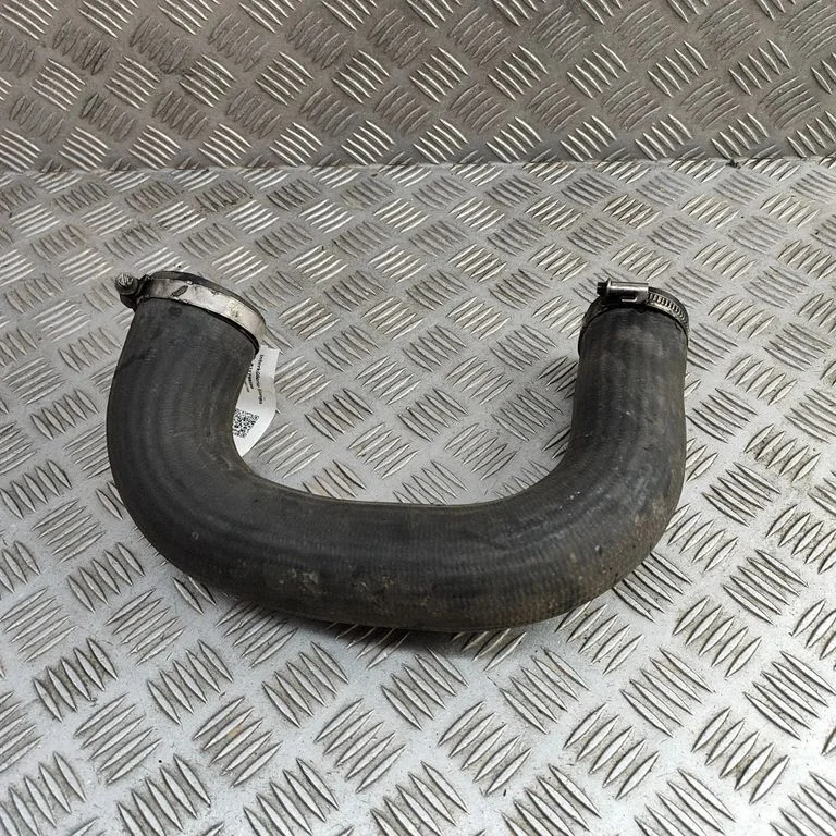 Intercooler hose/pipe 4M0145738N