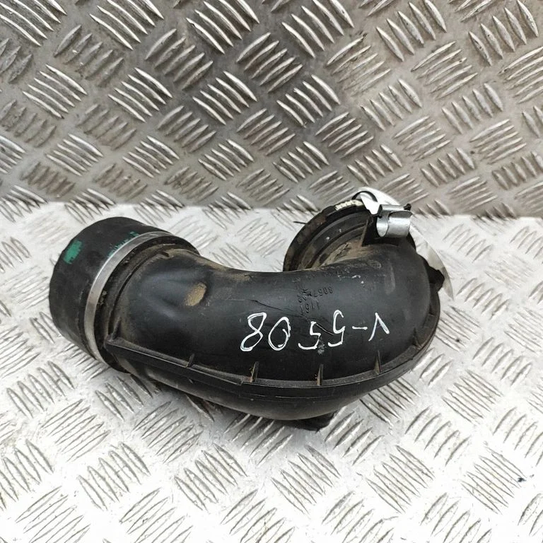 Starpdzesētāja šļūtene (-es)/ caurule (-es) 8057992