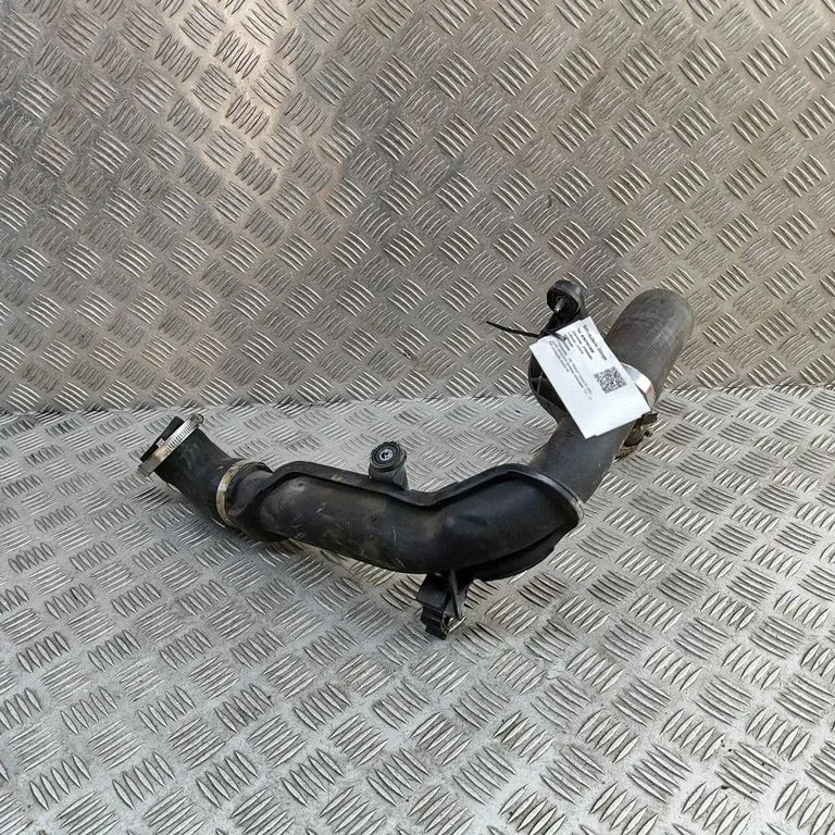 Wąż / rura intercoolera 1K0145770AE